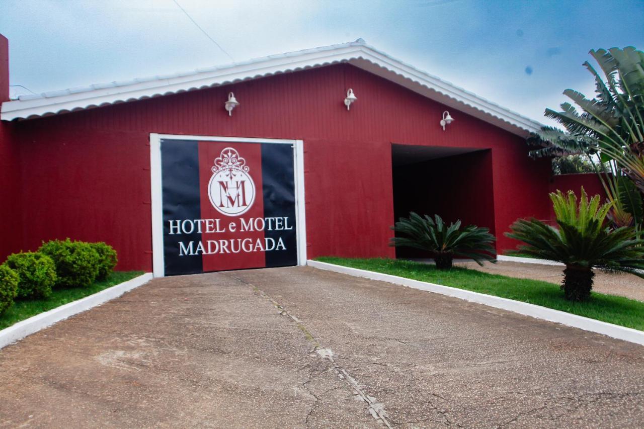 Hotel E Motel Madrugada Itu Esterno foto